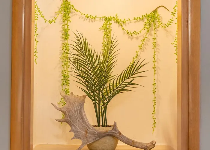 Luxury Getaway With Jacuzzi - Platanos House