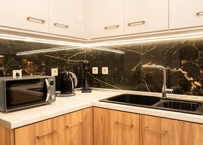 펜션 Luxury Getaway With Jacuzzi - Platanos House